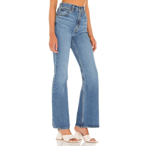 Levis Premium Womens Denim Jeans 70s High Rise Flare Med Blue Wide Leg NWT - Picture 11 of 13